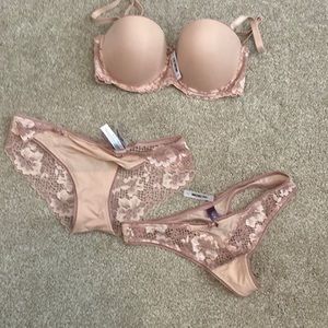 Brand-new Adore Me strapless bra and panties